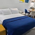 Kashmir, Modern And Luxury 2Br 2Ba, Fast Wifi & Netflix, Free Parking, Central Location, Near Cbd