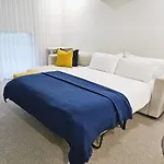 Kashmir, Modern And Luxury 2Br 2Ba, Fast Wifi & Netflix, Free Parking, Central Location, Near Cbd